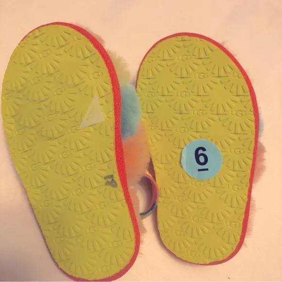 UGG baby slippers