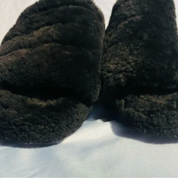 UGG Black Fluffy Slippers Cozy Comfort