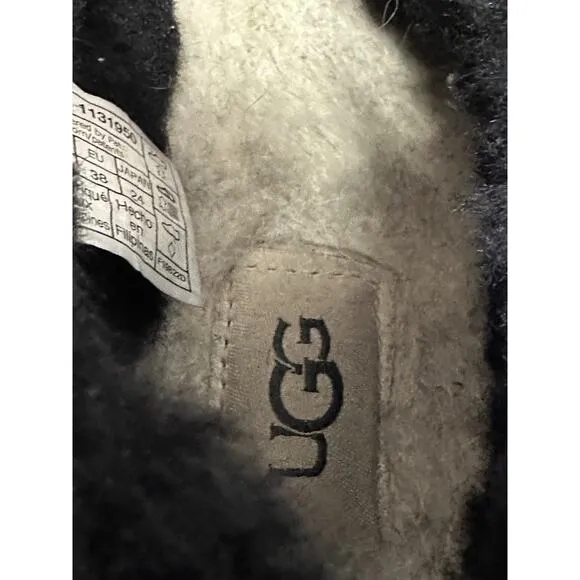 UGG Classic Cozy Booties Slippers Black Sheepskin Wool Fur Lined UGGs