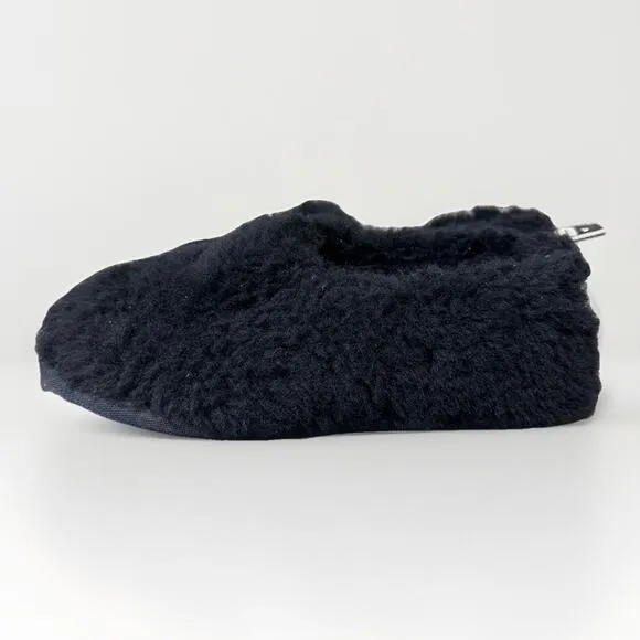 UGG Classic Cozy Booties Slippers Black Sheepskin Wool Fur Lined UGGs