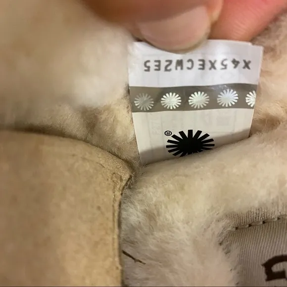 UGG |  Cluggette Fur Lined Slippers In Chestnut NEW In Box