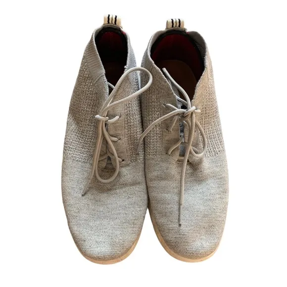 UGG Energ Gray Fabric Tennis Shoes 9