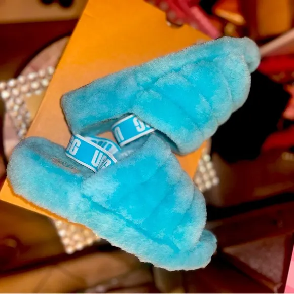 UGG Fluff Yeah Tiffany Blue Slippers RARE COLOR