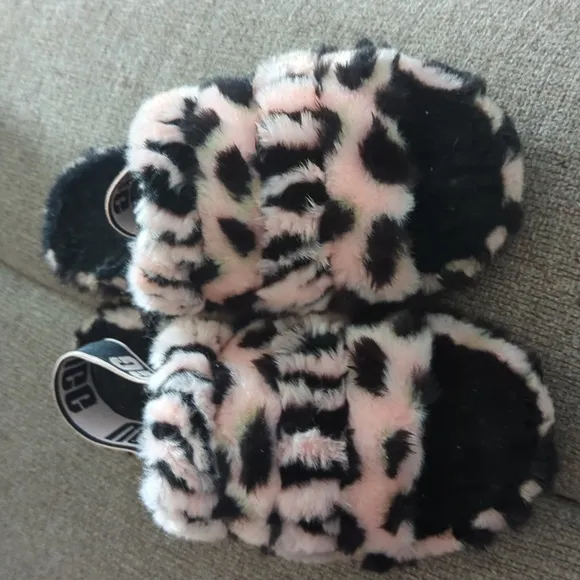 UGG  Fluffy Animal Print Slippers - Black and Pink