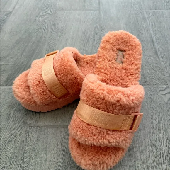 UGG Fluffy Coral Slippers