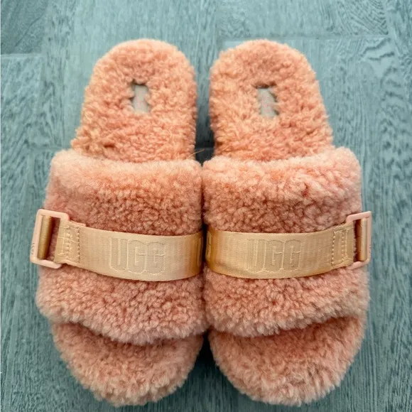 UGG Fluffy Coral Slippers