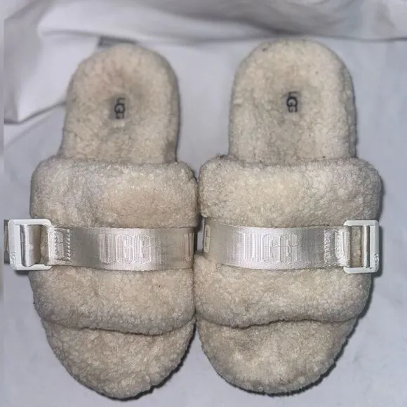 Ugg fluffy platform slippers in cream | Sz 8.5/39