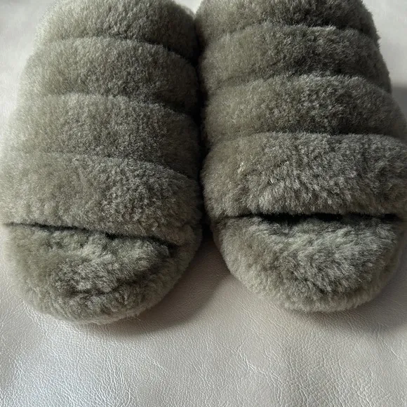 UGG Gray Quilted Slippers Plush Comfort