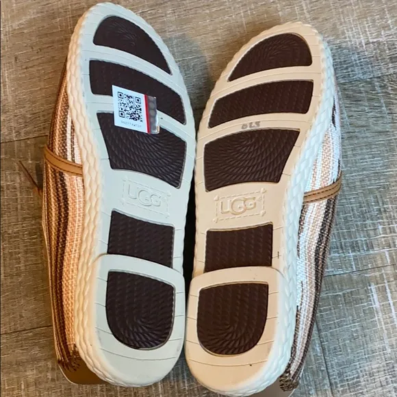UGG juniors canvas shoes NWOT