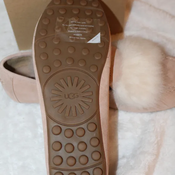 UGG KALEY WISP SLIPPERS ARY LIGHT PINK‎