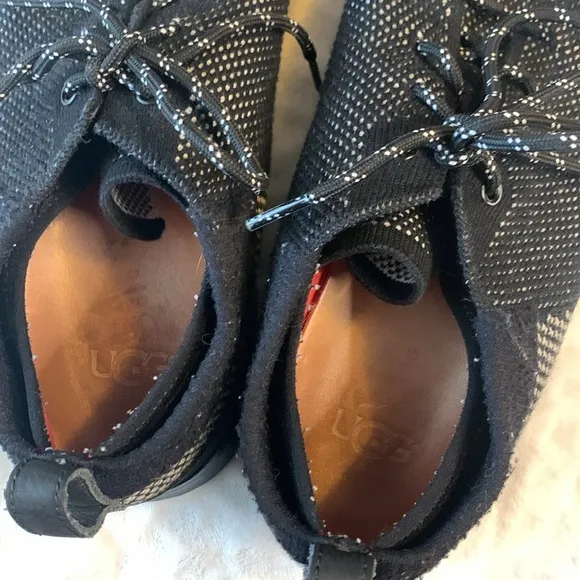 UGG Men's Feli Hyperweave Black White Size 10