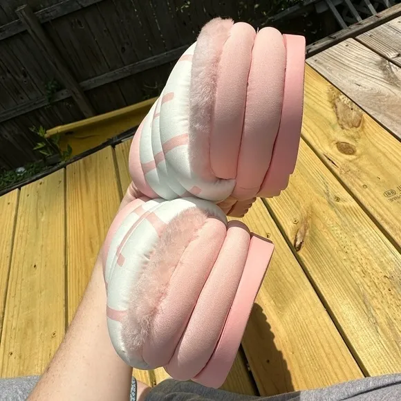 Ugg Puft Maxi Slide Bubblegum Pink Logo Quilted Platform Sandal Slide Slippers