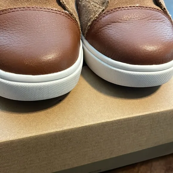 UGG shoes Size 3
