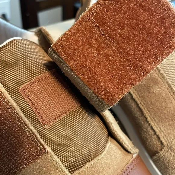 UGG shoes Size 3