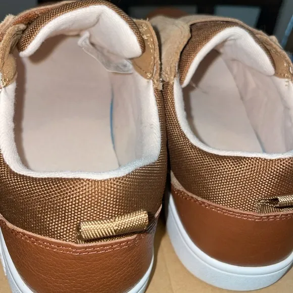 UGG shoes Size 3