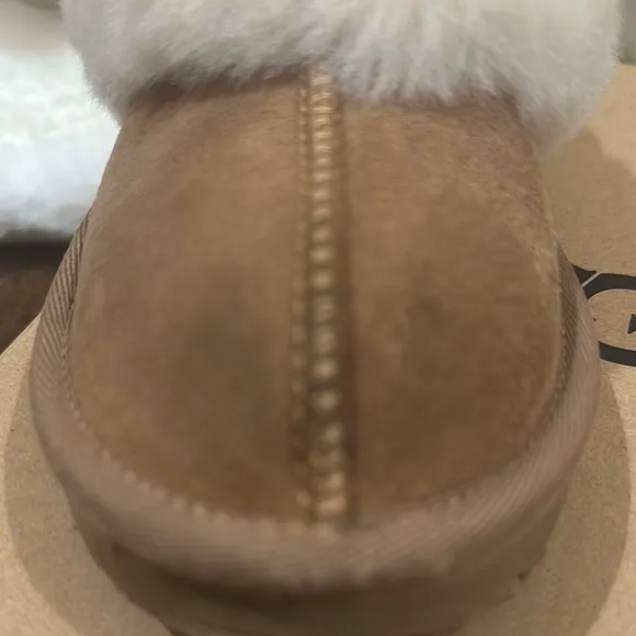 UGG Tan and Cream Sheepskin Funkette Slippers… new condition!