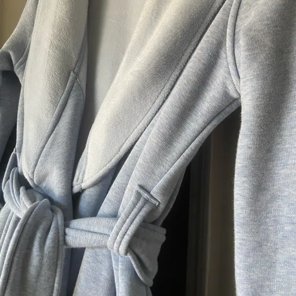 UGG women’s cozy bathrobe