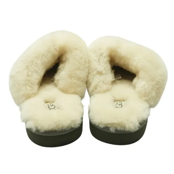 UGG® Women’s Cozy Knit Slipper in Charcoal