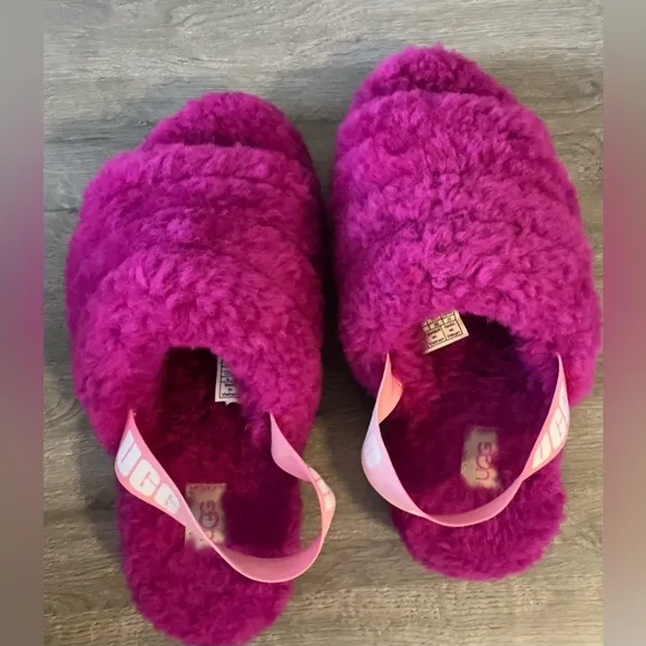 UGG Women's Fluff Yeah Slingback Sandal Pink Size 8