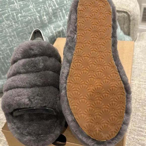 UGG Women's Fluffy Gray Slippers