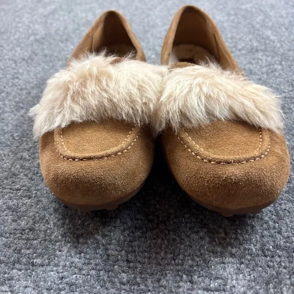 UGG Women’s Kaley Wisp Loafer Chestnut size: 7