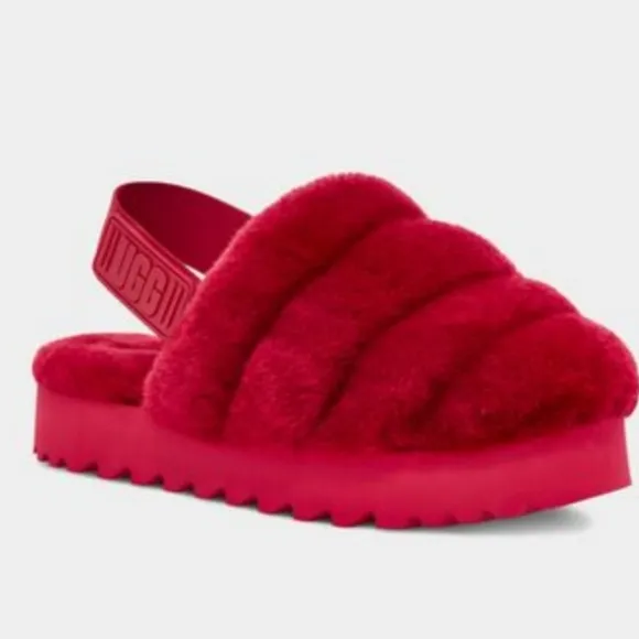 UGG Women's UGG Super Fluff Slippers Brand new