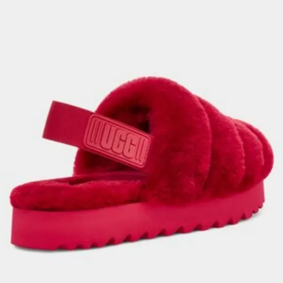 UGG Women's UGG Super Fluff Slippers Brand new