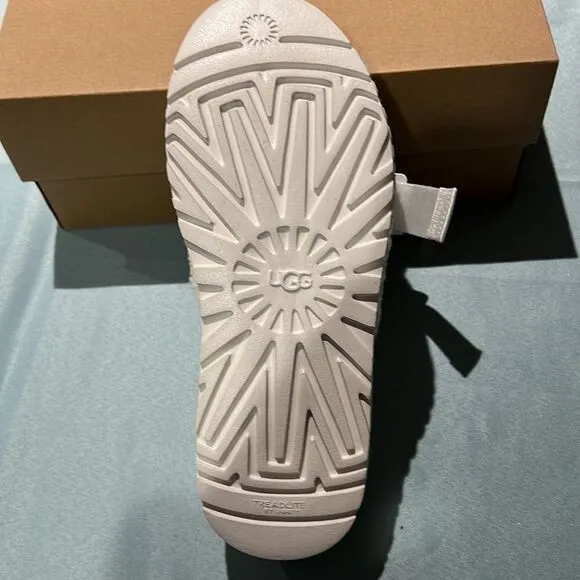 UGG Fluffita White Sheepskin Fluffy Sandals