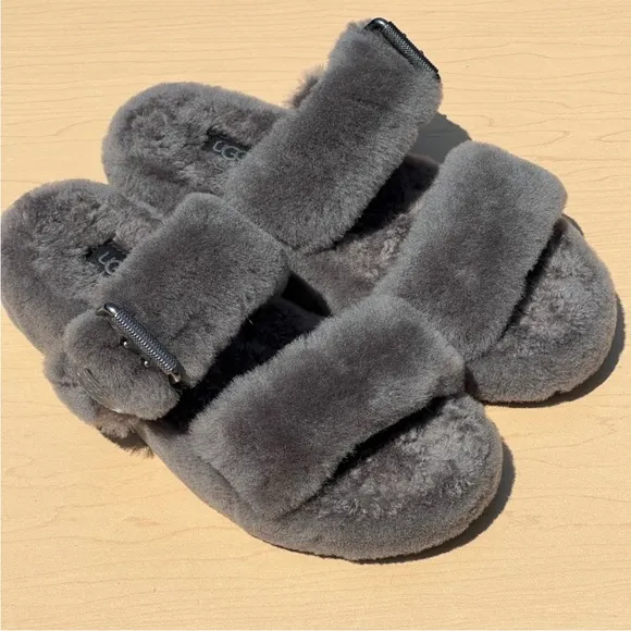 ✨UGG✨Fuzz Yeah Slide Slippers in Charcoal Grey