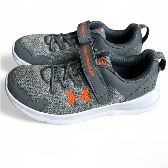 Under Armour Essentials Boys' Gray Orange Logo Shoes Size 2Y
