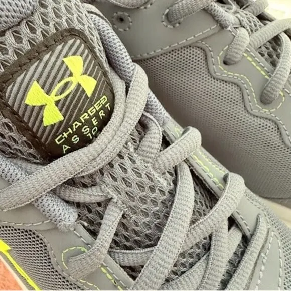 Under Armour Kids Gray and Yellow Running Shoes New