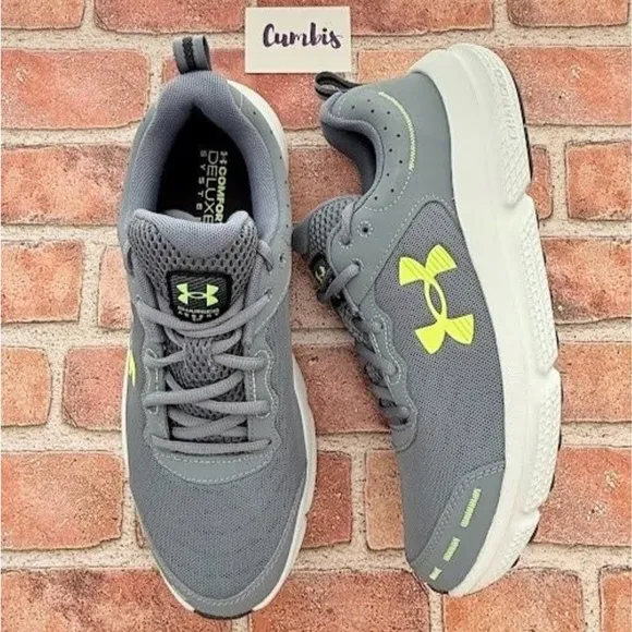 Under Armour Kids Gray and Yellow Running Shoes New
