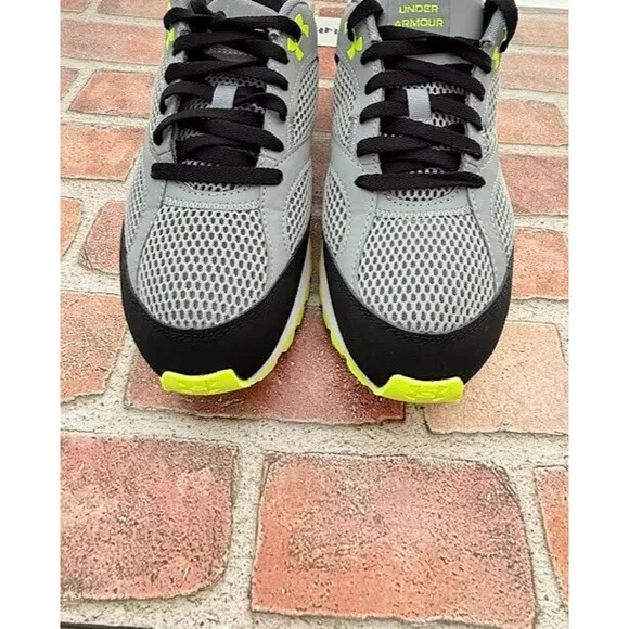 Under Armour Men's Jogger Men's Size 10 Athletic Sneakers Grey/Black/Green New