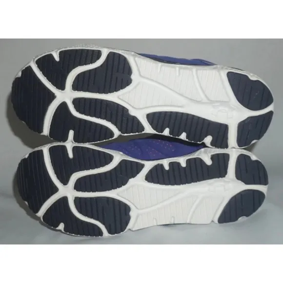 Under Armour  Running Shoes Size 8 1/2