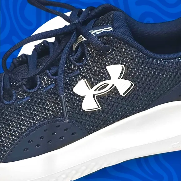 🆕Under Armour UA Surge 4 Men’s Running Shoes Size 9 👟 Navy White Cushion