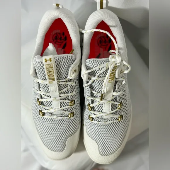UNDER ARMOUR WOMEN'S HOVR BLOCK CITY 3.0 VOLLEYBALL SHOE size 14