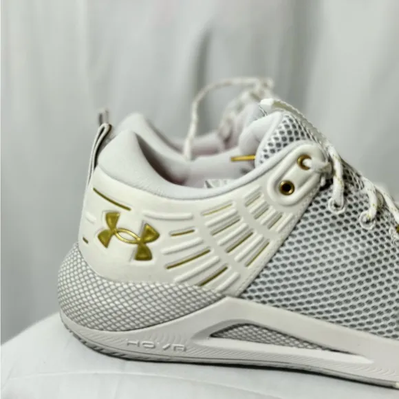 UNDER ARMOUR WOMEN'S HOVR BLOCK CITY 3.0 VOLLEYBALL SHOE size 14