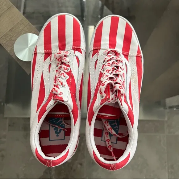 Vans &amp; Where’s Waldo Collab Sneakers, Red &amp; White in Size 7.5M