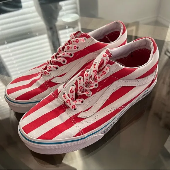 Vans &amp; Where’s Waldo Collab Sneakers, Red &amp; White in Size 7.5M