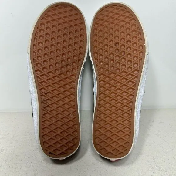 VANS Authentic Camo Sneakers Sz 7Men's Skateboarding Shoes