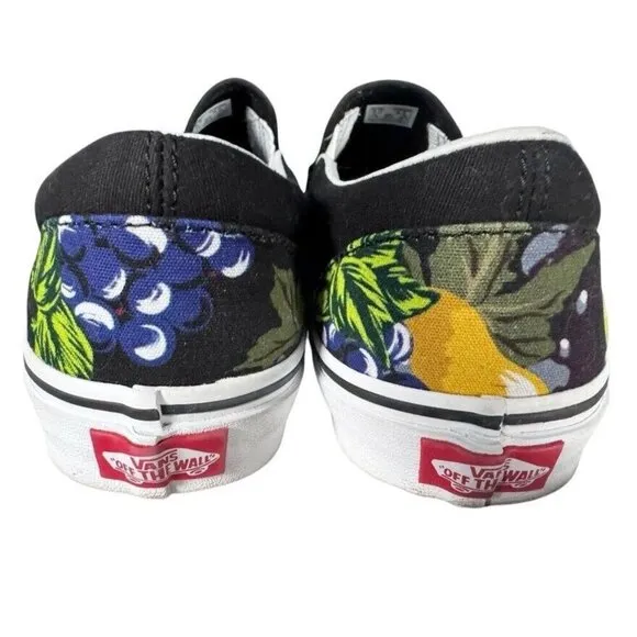 VANS Classic Slip On Fruit Skull Black White Shoes Men's Size 8 New W/Out Box