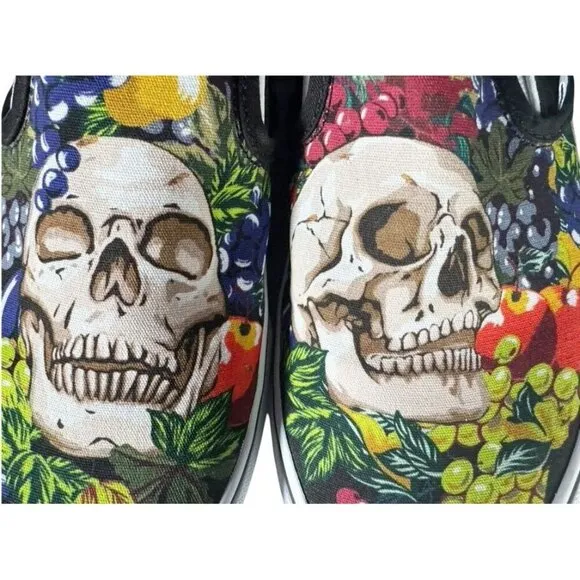 VANS Classic Slip On Fruit Skull Black White Shoes Men's Size 8 New W/Out Box