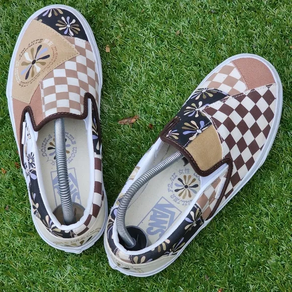 VANS CLASSIC - Women's Sneakers - SIZE 7.5