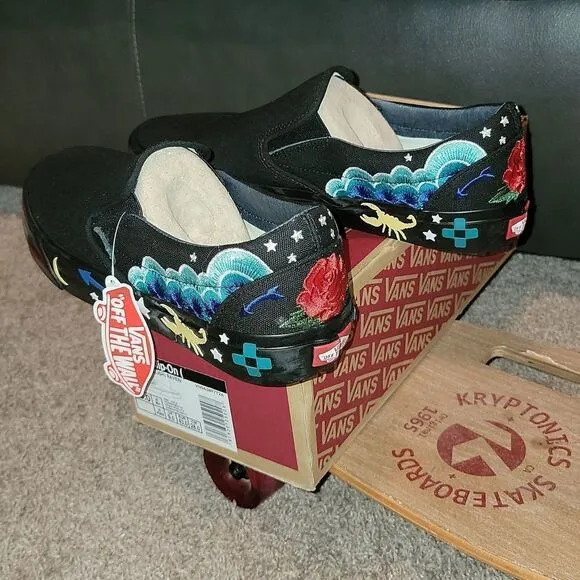 Vans Desert Embellish Shoes Black Classic Slip On Rare New Size M 10 W 11.5