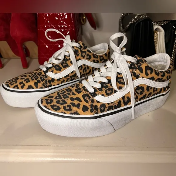 Vans ladies’ shoes