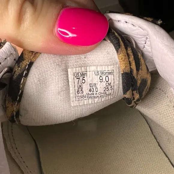 Vans ladies’ shoes