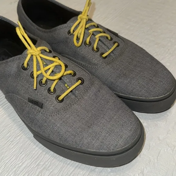 Vans Men's Gray Sneakers with Yellow Laces Size 11