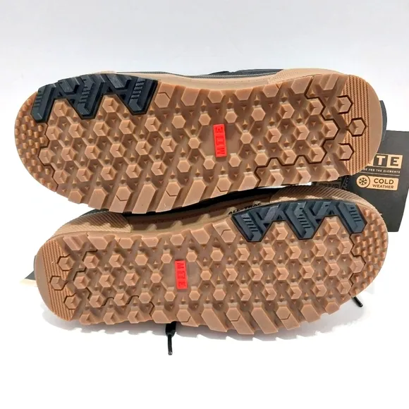 Vans MTE Half Cab Gore-Tex Insulted Shoes,‎ NWT, Size 8.5W|7M|EUR39