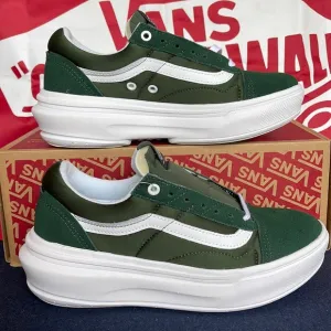 Vans Old Skool OverDark Green/WhiteVNOA7Q5EDGYWMNS sneakers - Platforms
