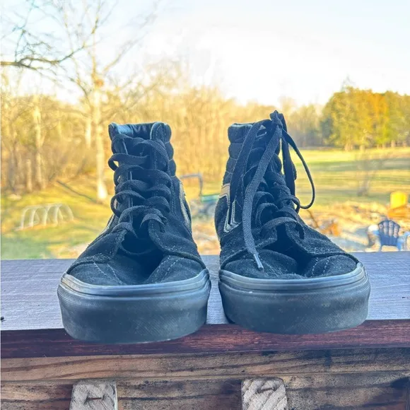 VANS SK8 BLACK SUEDE HIGHTOP TRAINERS. MENS 9.5